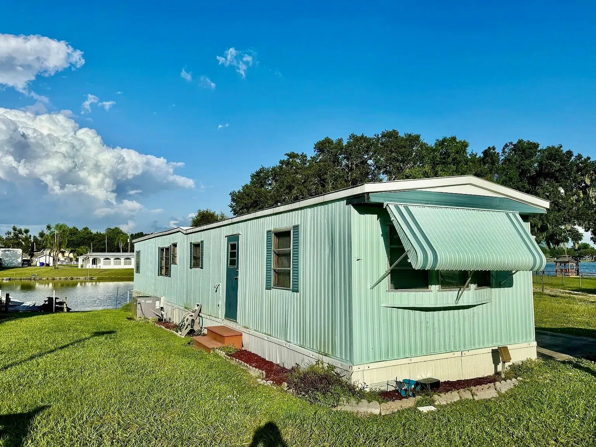 16 W Palm Circle Lake Placid FL 33852