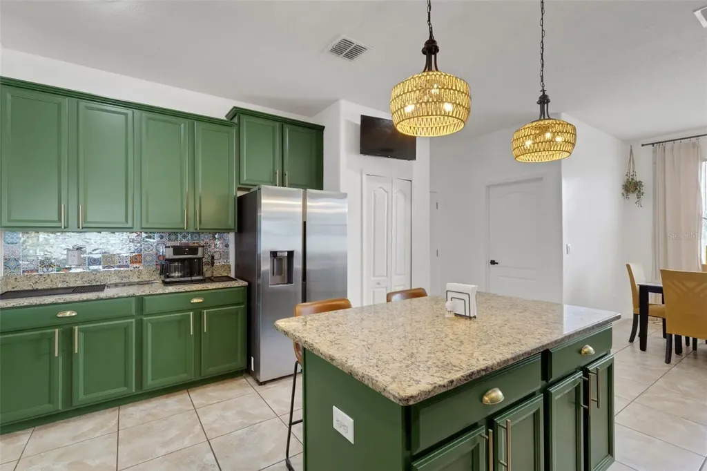 611 Wabash Breeze Circle Ruskin FL 33570