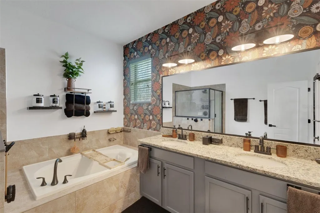 611 Wabash Breeze Circle Ruskin FL 33570
