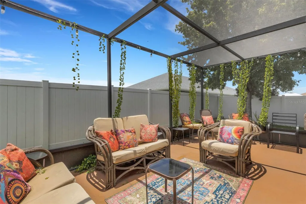 611 Wabash Breeze Circle Ruskin FL 33570