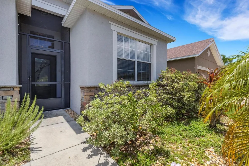611 Wabash Breeze Circle Ruskin FL 33570