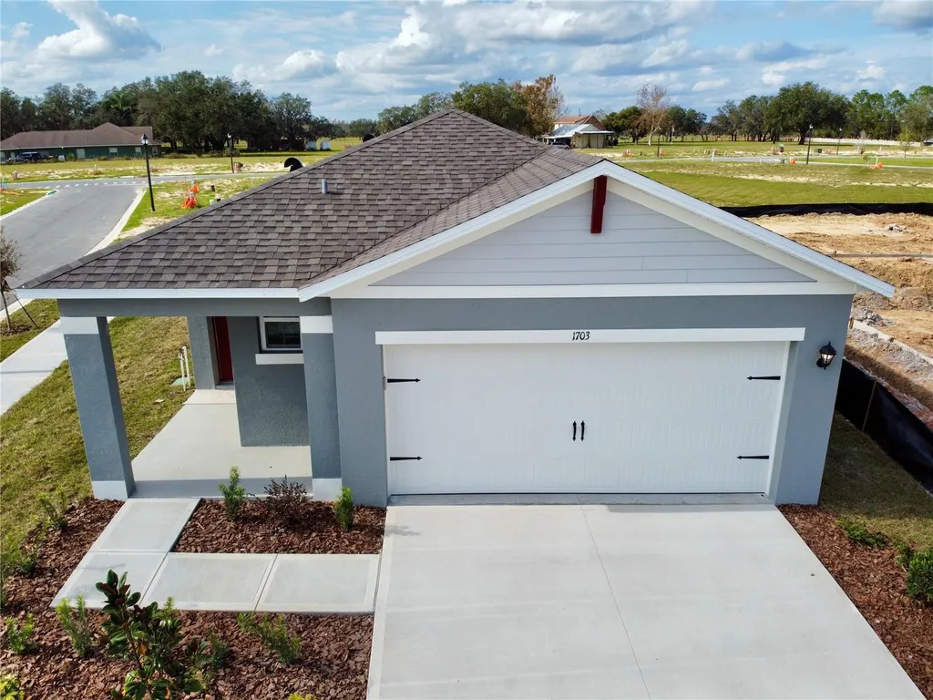 1703 Post Oak Drive Davenport FL 33837
