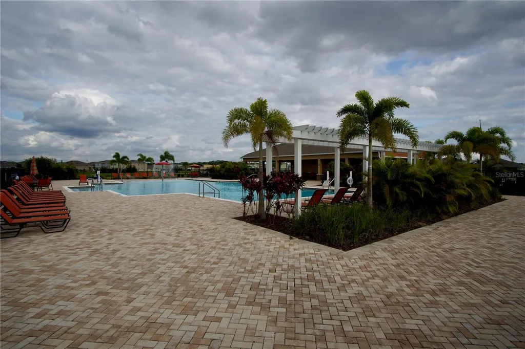 1703 Post Oak Drive Davenport FL 33837