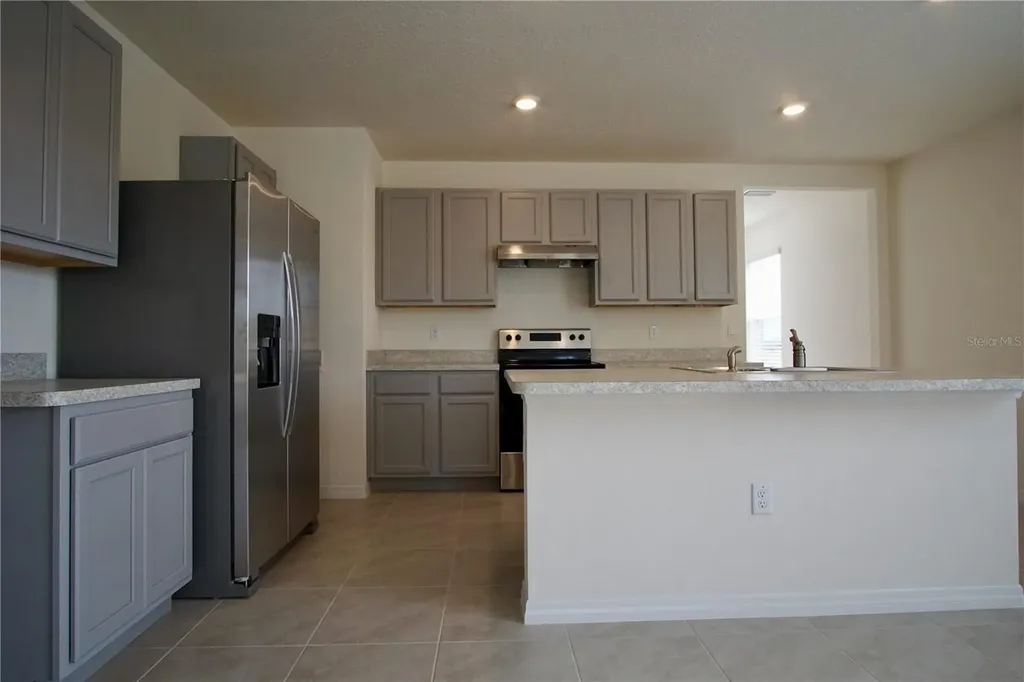 1703 Post Oak Drive Davenport FL 33837