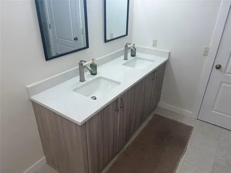 4140 Central Sarasota Parkway Sarasota FL 34238