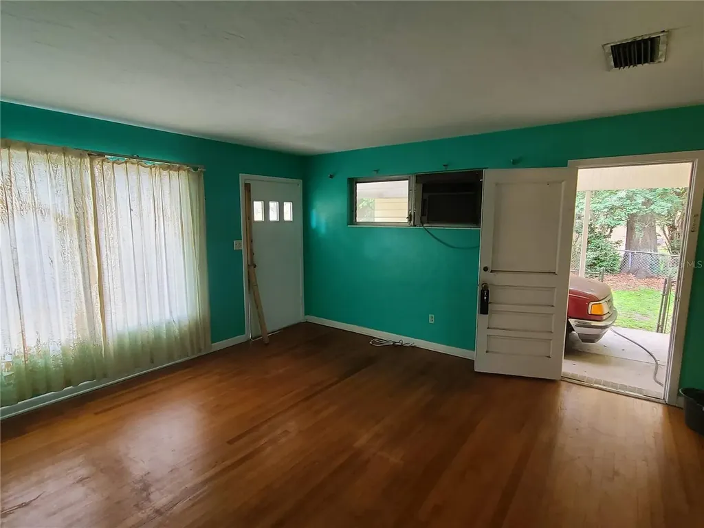 217 NW 36th Street Gainesville FL 32607