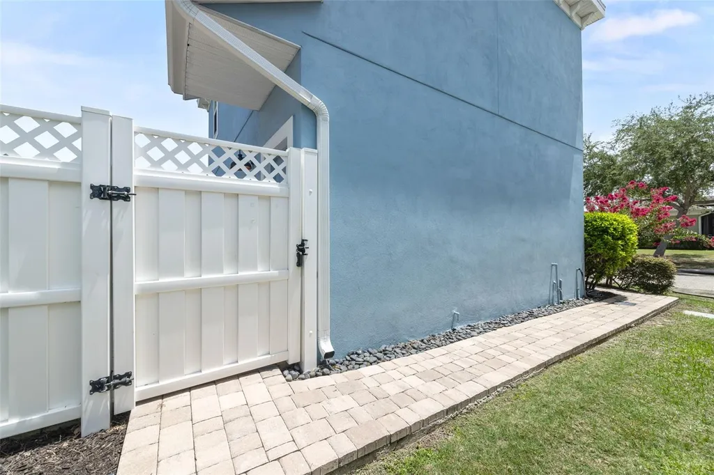 510 Winterside Drive Apollo Beach FL 33572