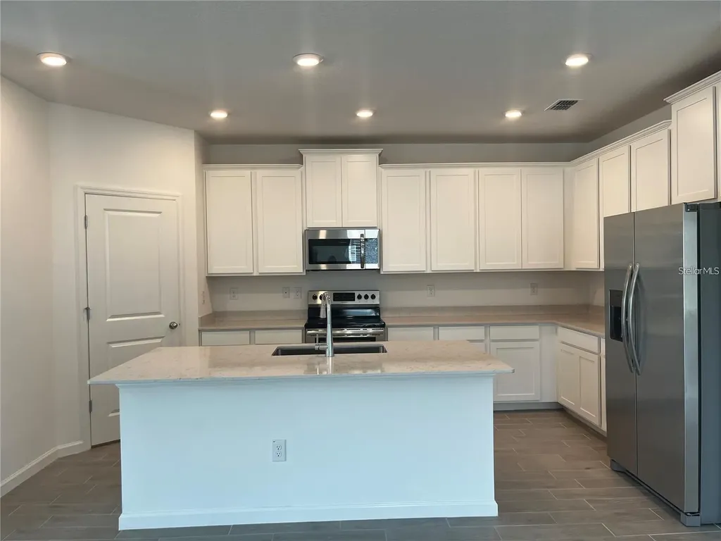 3890 NE 34th Avenue Ocala FL 34479