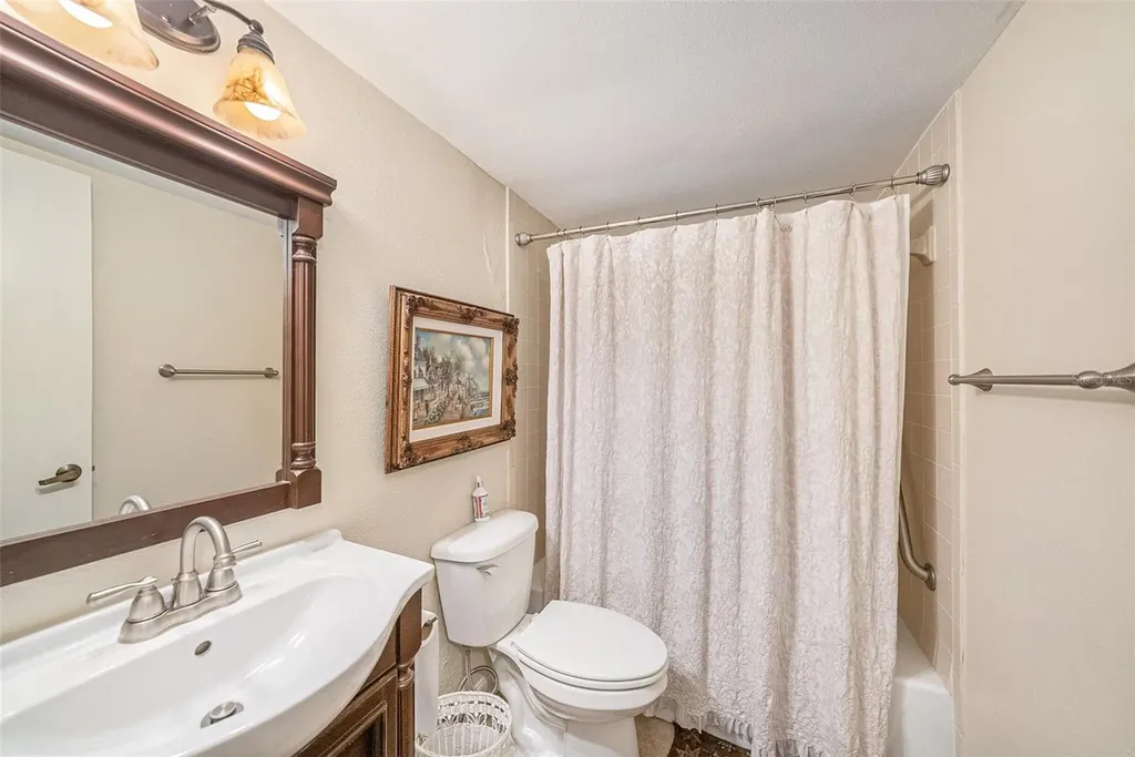 3211 W Swann Avenue Tampa FL 33609