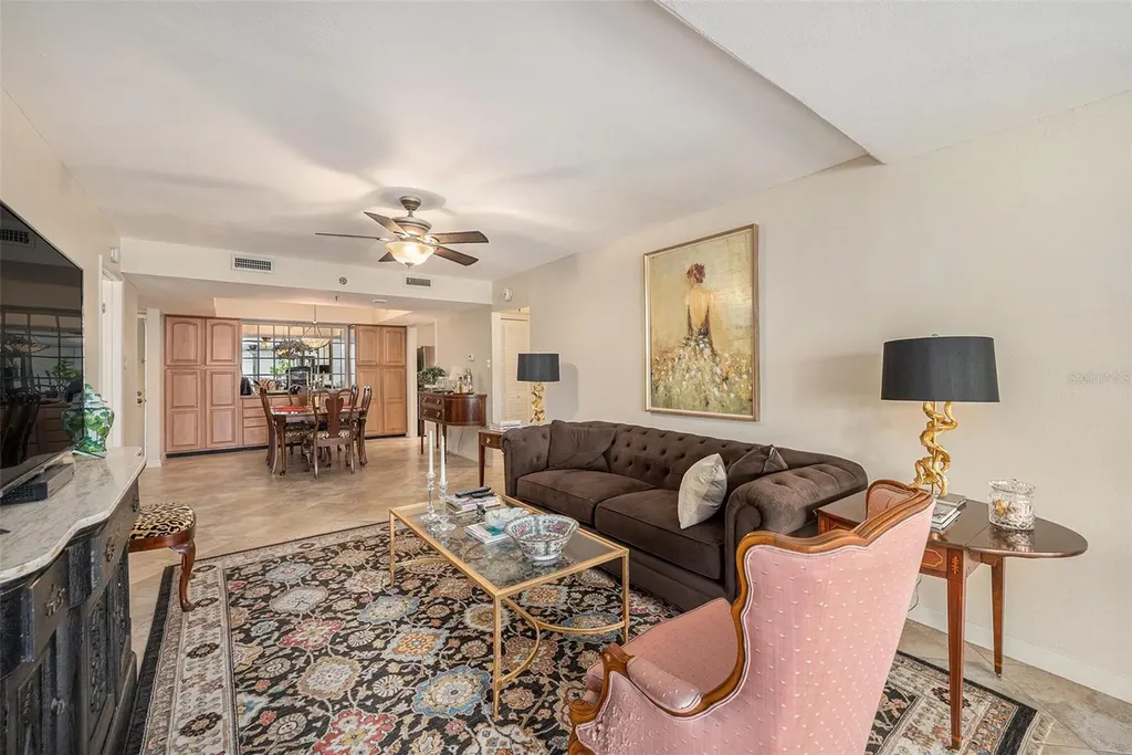 3211 W Swann Avenue Tampa FL 33609