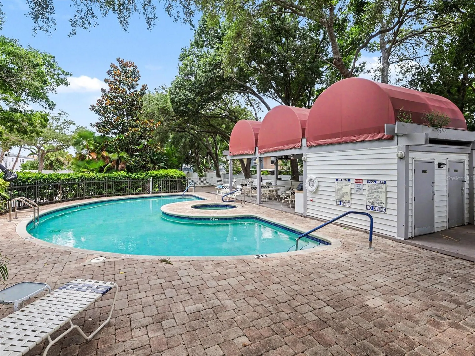 3211 W Swann Avenue Tampa FL 33609