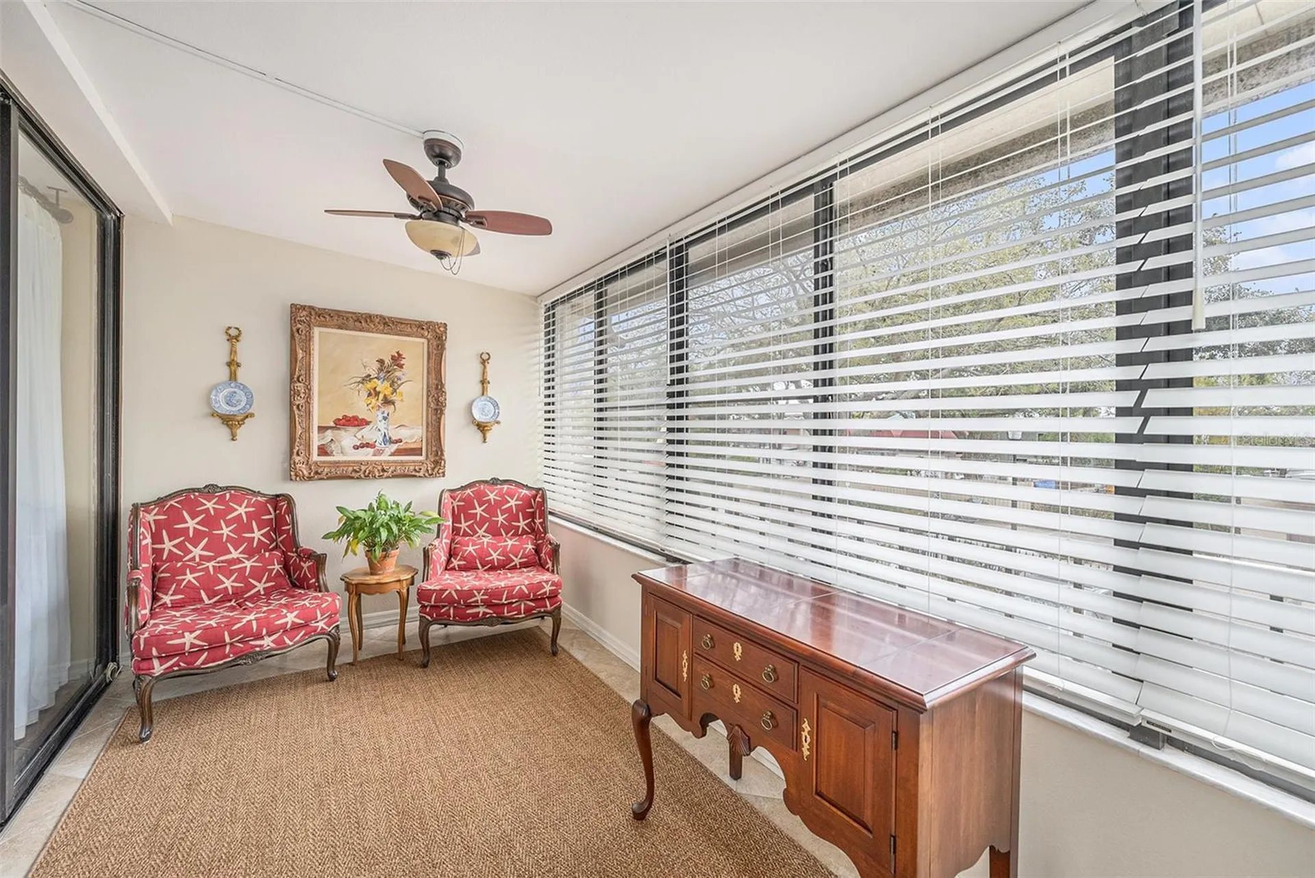 3211 W Swann Avenue Tampa FL 33609