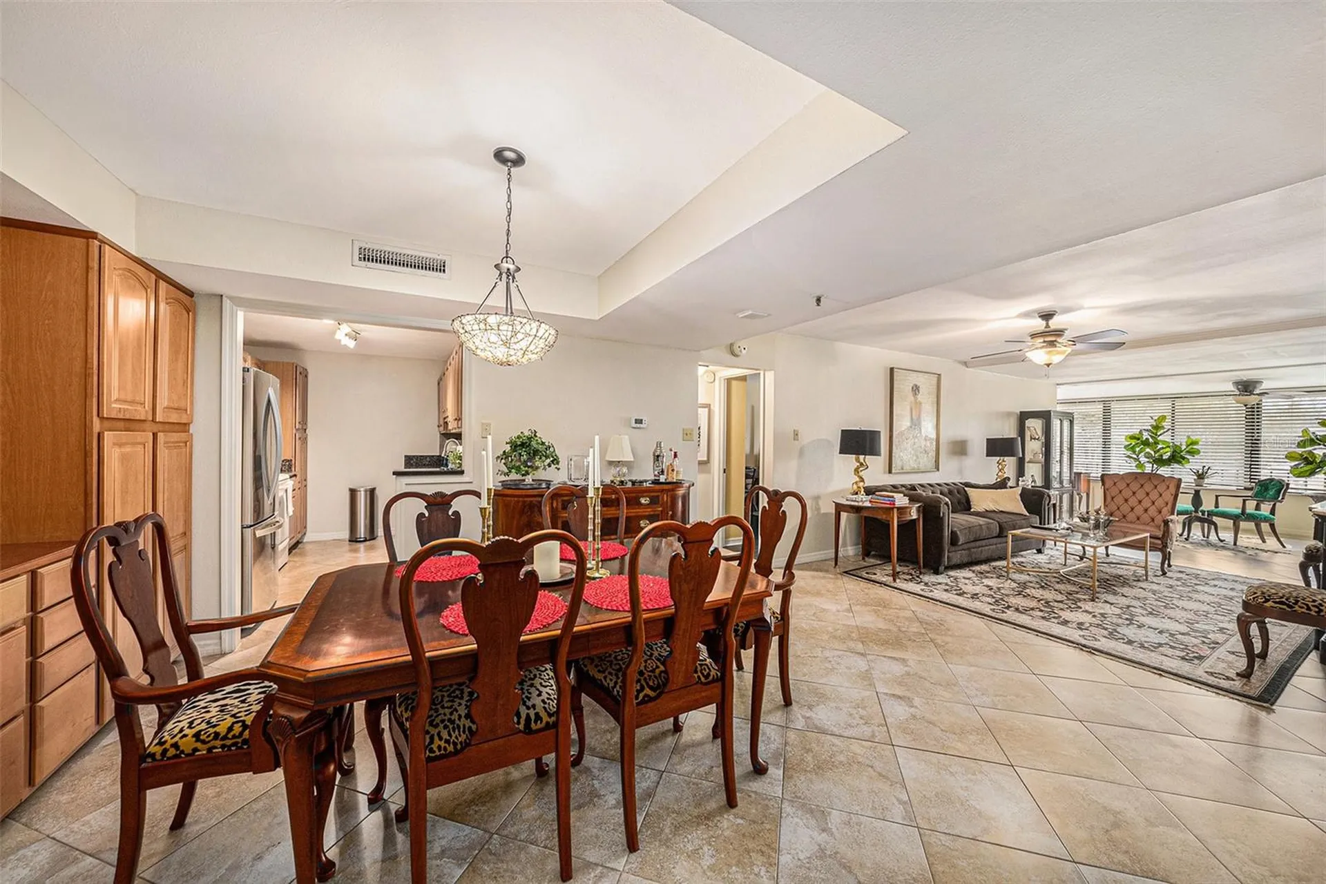 3211 W Swann Avenue Tampa FL 33609