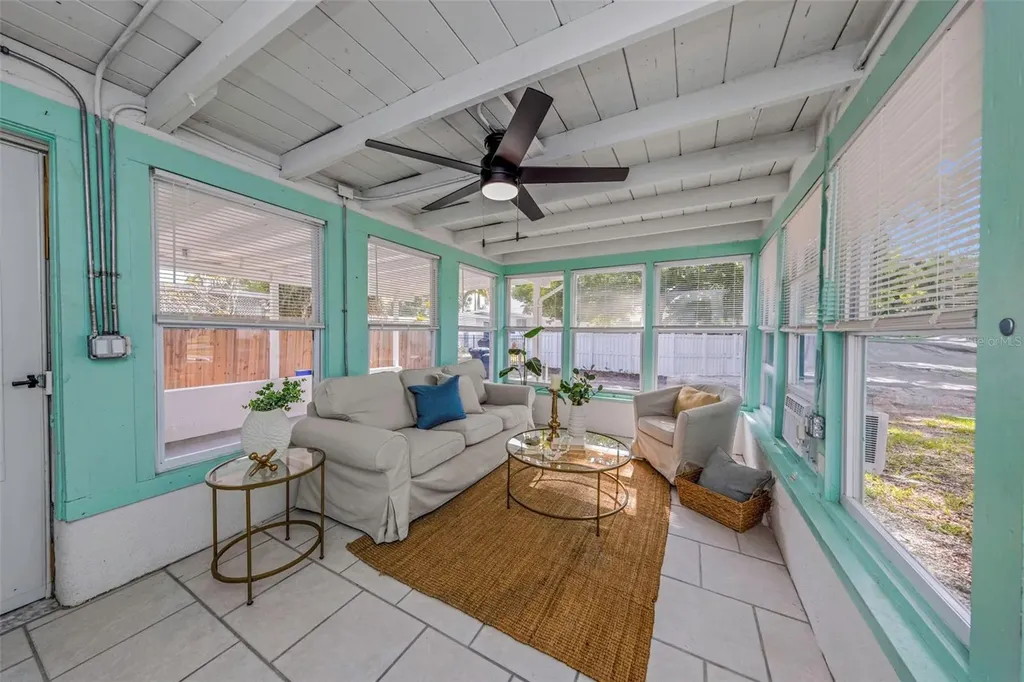 2814 Tifton Street S Gulfport FL 33711