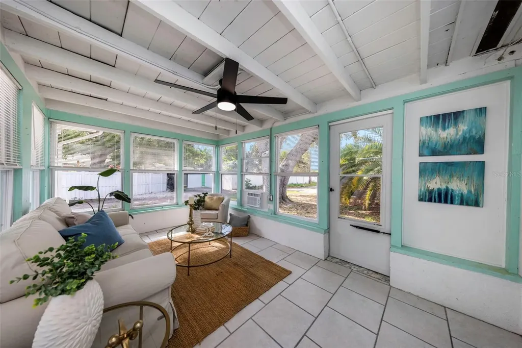 2814 Tifton Street S Gulfport FL 33711