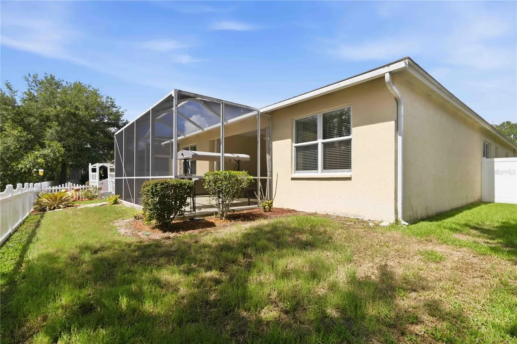 35124 Deerfield Oaks Drive Zephyrhills FL 33541
