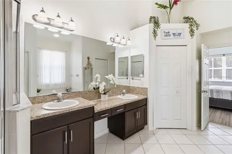 35124 Deerfield Oaks Drive Zephyrhills FL 33541