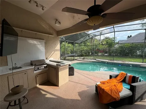 9042 Shawn Park Place Orlando FL 32819
