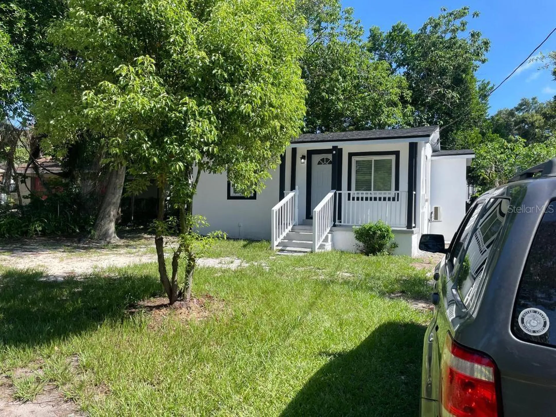 1812 E Okaloosa Avenue Tampa FL 33604
