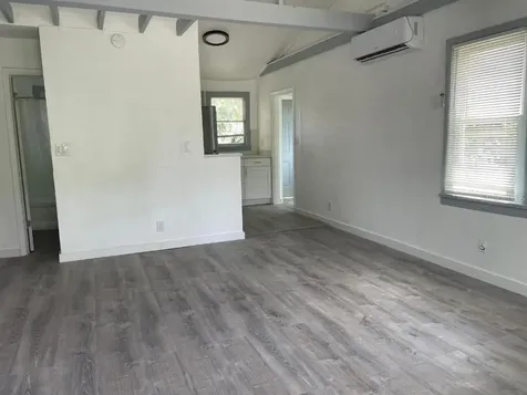 1812 E Okaloosa Avenue Tampa FL 33604