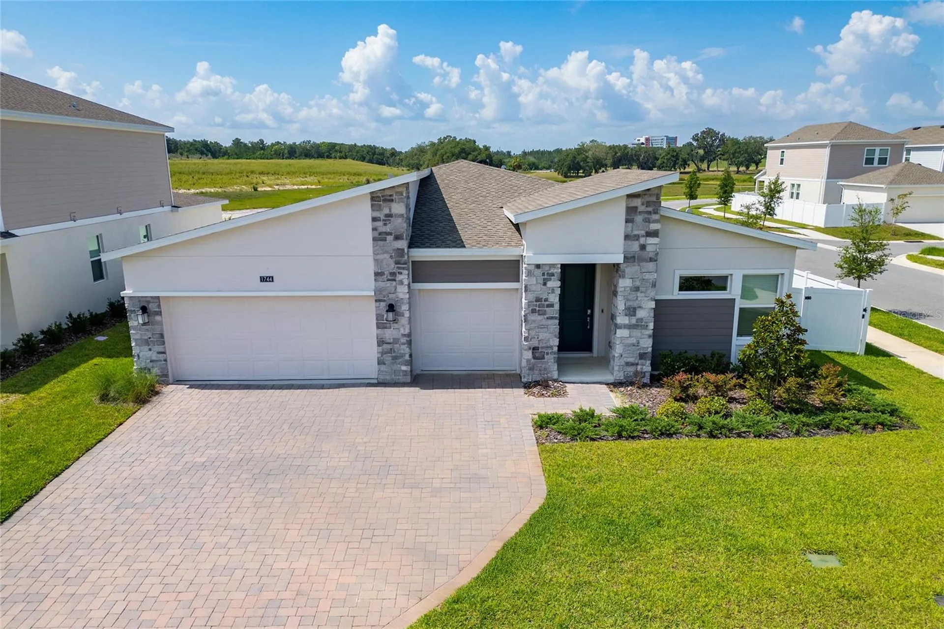 1744 Rider Rain Lane Apopka FL 32703