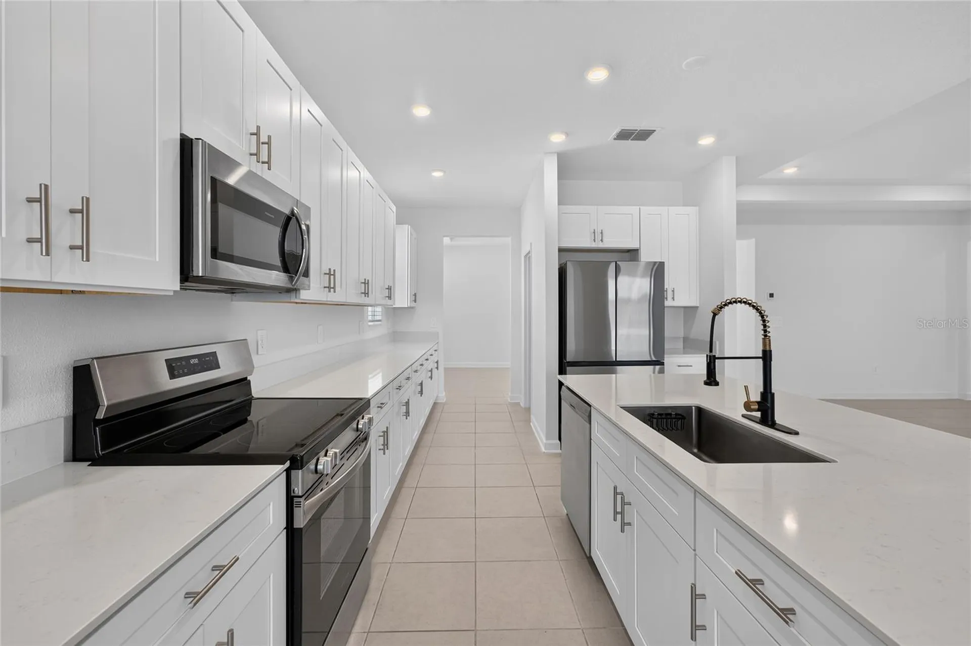 1744 Rider Rain Lane Apopka FL 32703