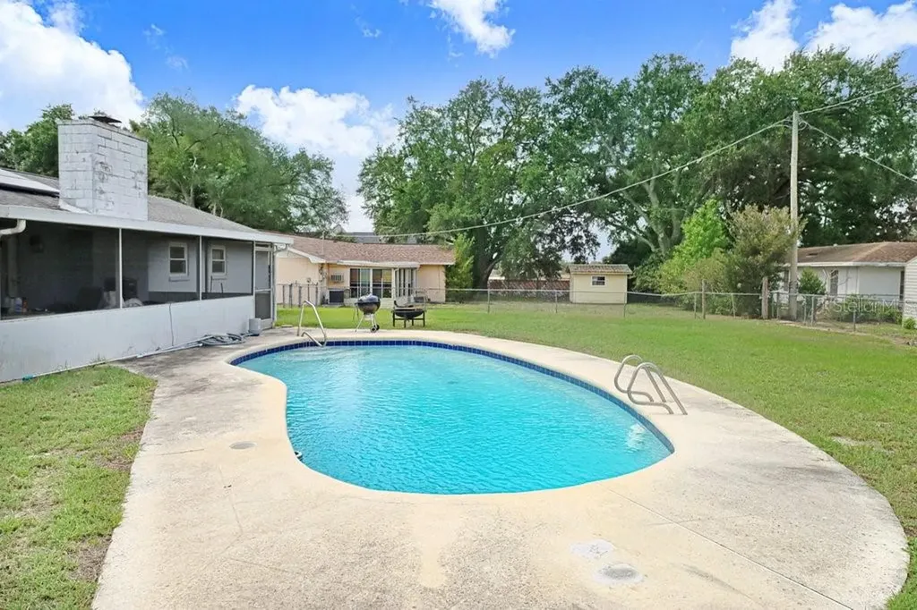 1203 Lynn Avenue Auburndale FL 33823