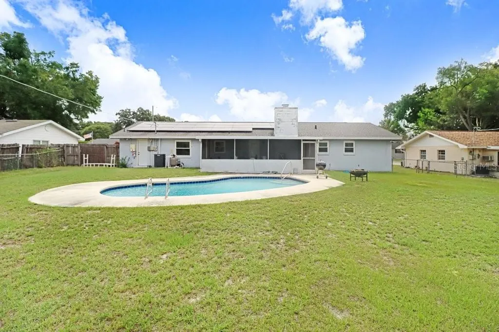1203 Lynn Avenue Auburndale FL 33823