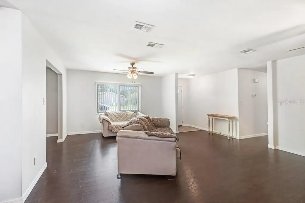 1203 Lynn Avenue Auburndale FL 33823