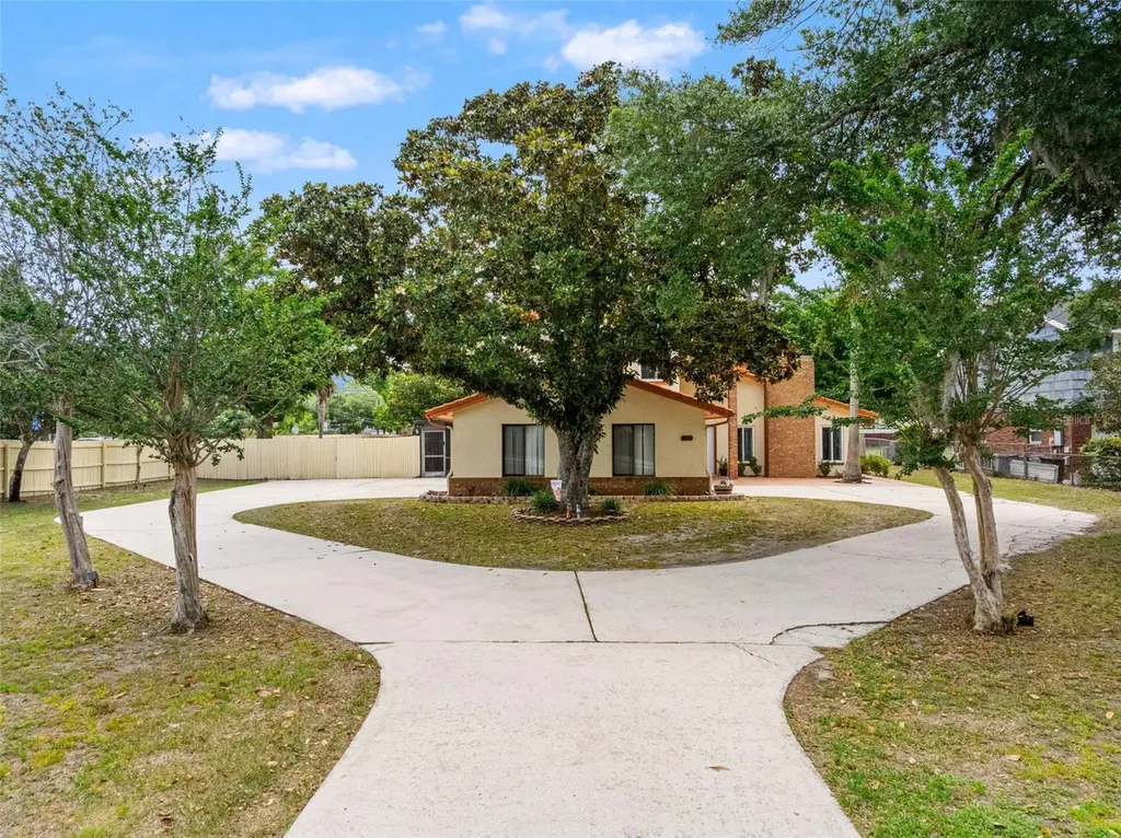 1161 W Lake Brantley Road Altamonte Springs FL 32714