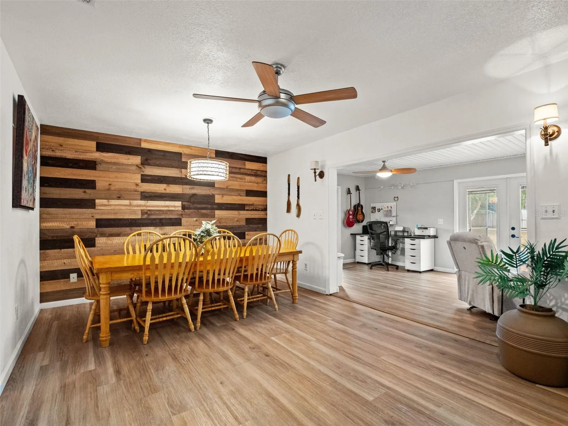 1161 W Lake Brantley Road Altamonte Springs FL 32714