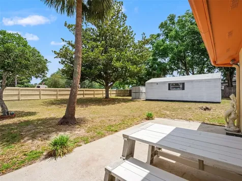 1161 W Lake Brantley Road Altamonte Springs FL 32714
