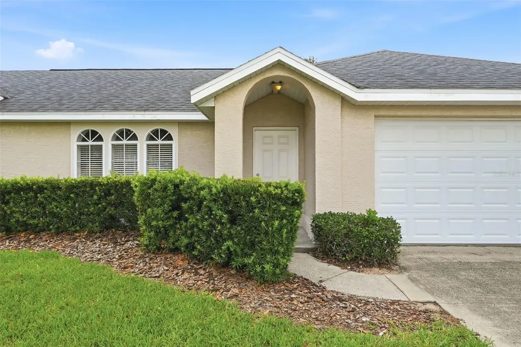 143 Whitehall Street Davenport FL 33896
