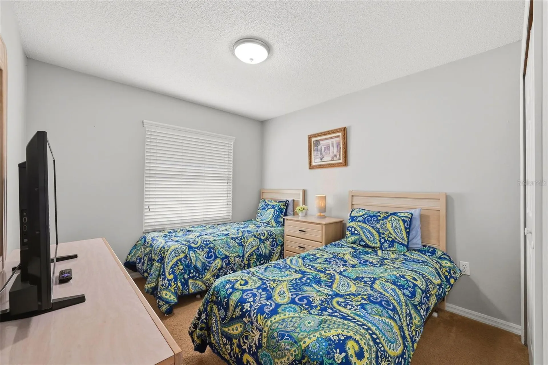 143 Whitehall Street Davenport FL 33896