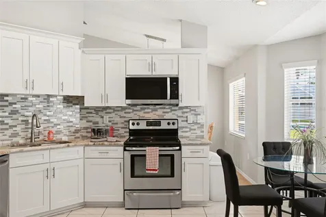 143 Whitehall Street Davenport FL 33896
