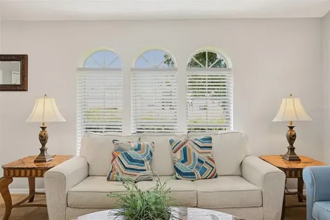 143 Whitehall Street Davenport FL 33896