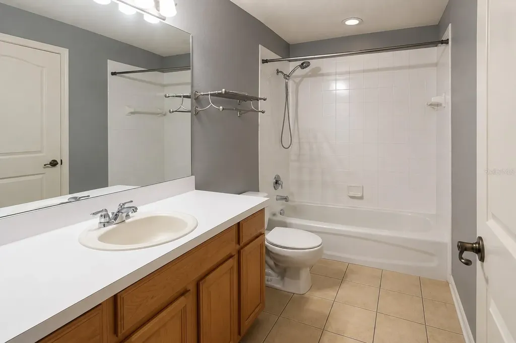 215 Cape Harbour Loop Bradenton FL 34212