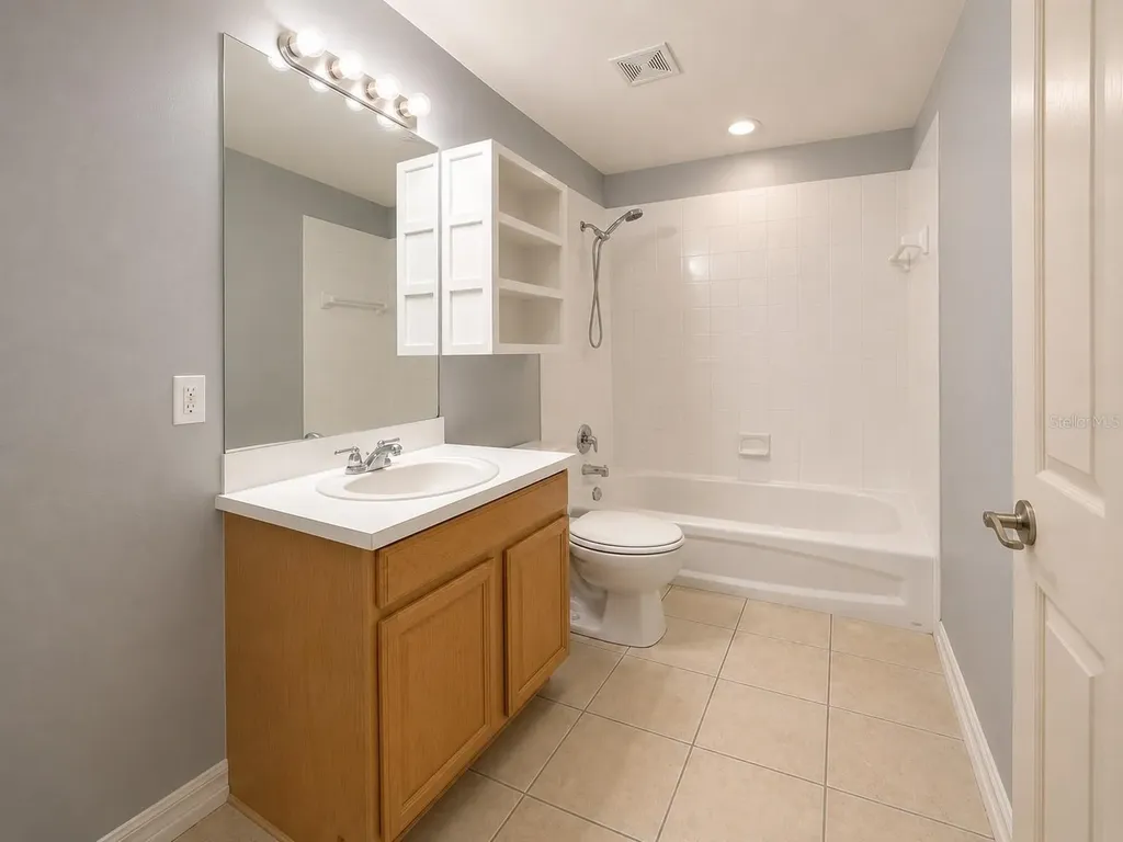 215 Cape Harbour Loop Bradenton FL 34212