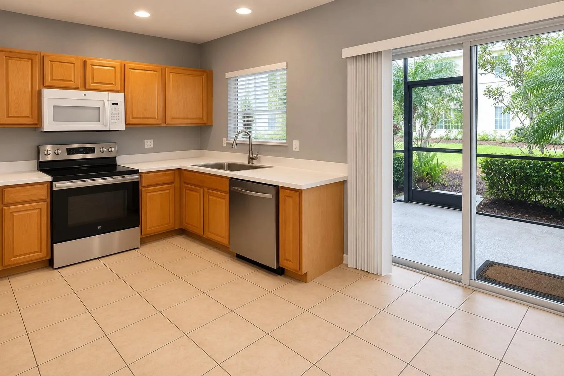 215 Cape Harbour Loop Bradenton FL 34212