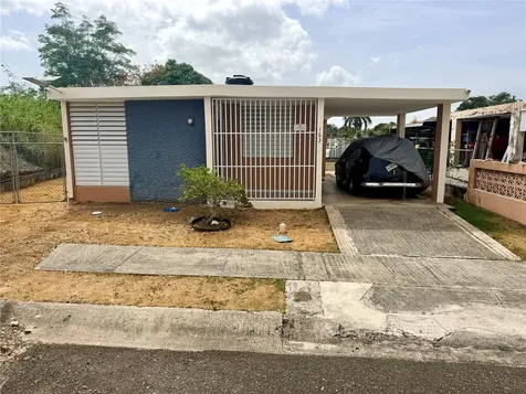 163 Calle Valencia San German PR 00683