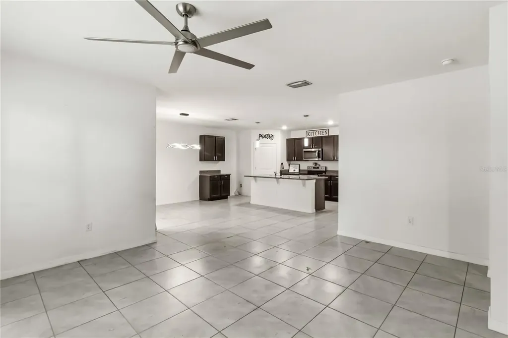 1702 Johnson Pointe Drive Plant City FL 33566