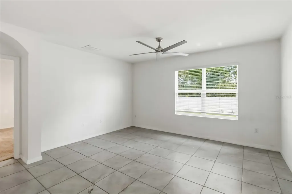 1702 Johnson Pointe Drive Plant City FL 33566