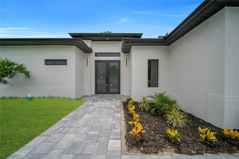 4048 Clearfield Street North Port FL 34286