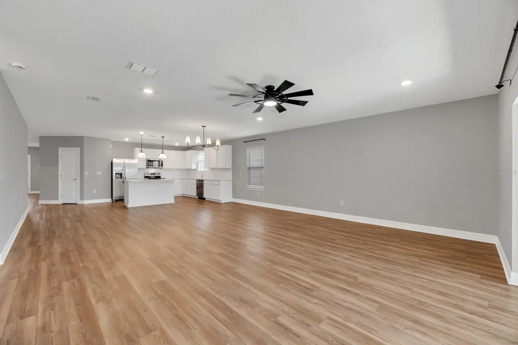 9514 Summers Cay Circle Thonotosassa FL 33592