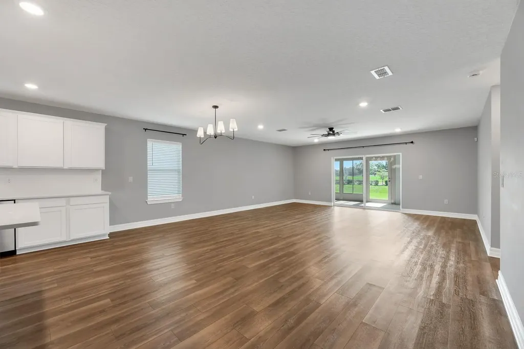 9514 Summers Cay Circle Thonotosassa FL 33592