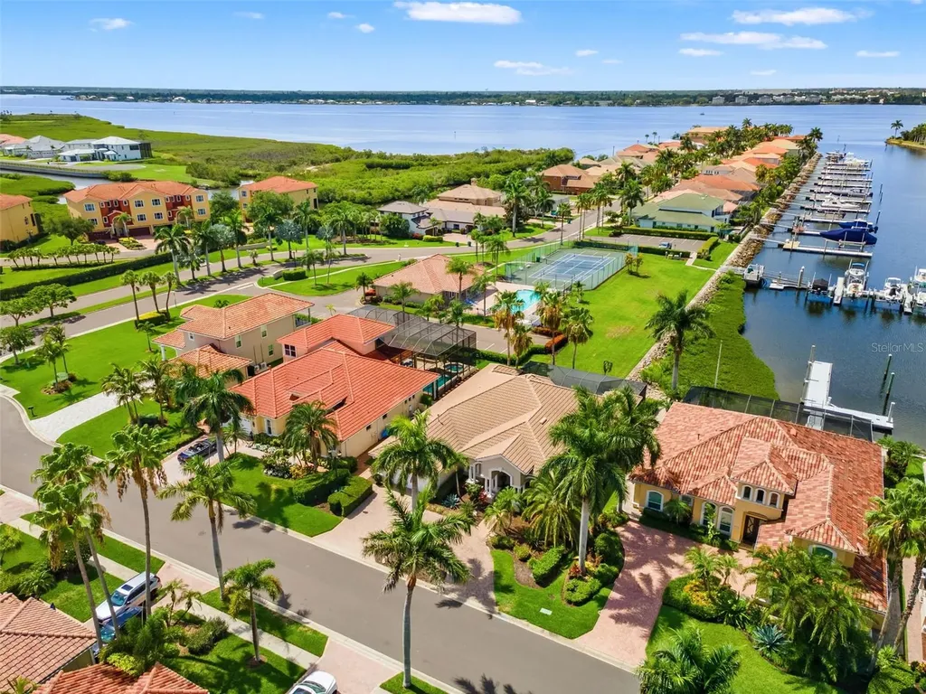 1105 3rd Street E Palmetto FL 34221