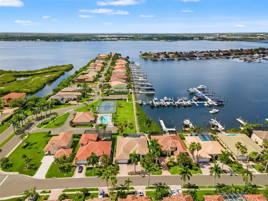 1105 3rd Street E Palmetto FL 34221