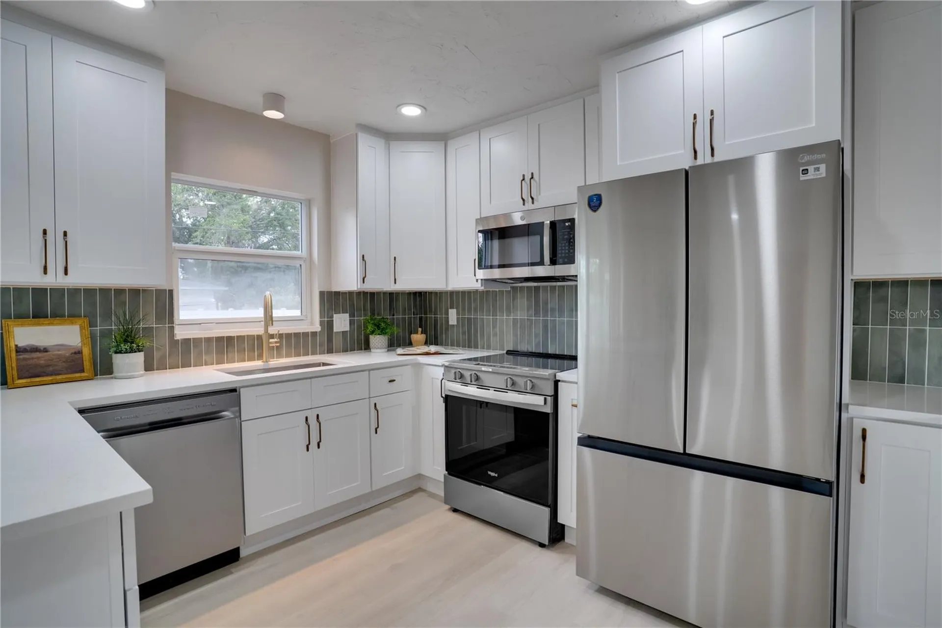 4566 28th Avenue N St Petersburg FL 33713
