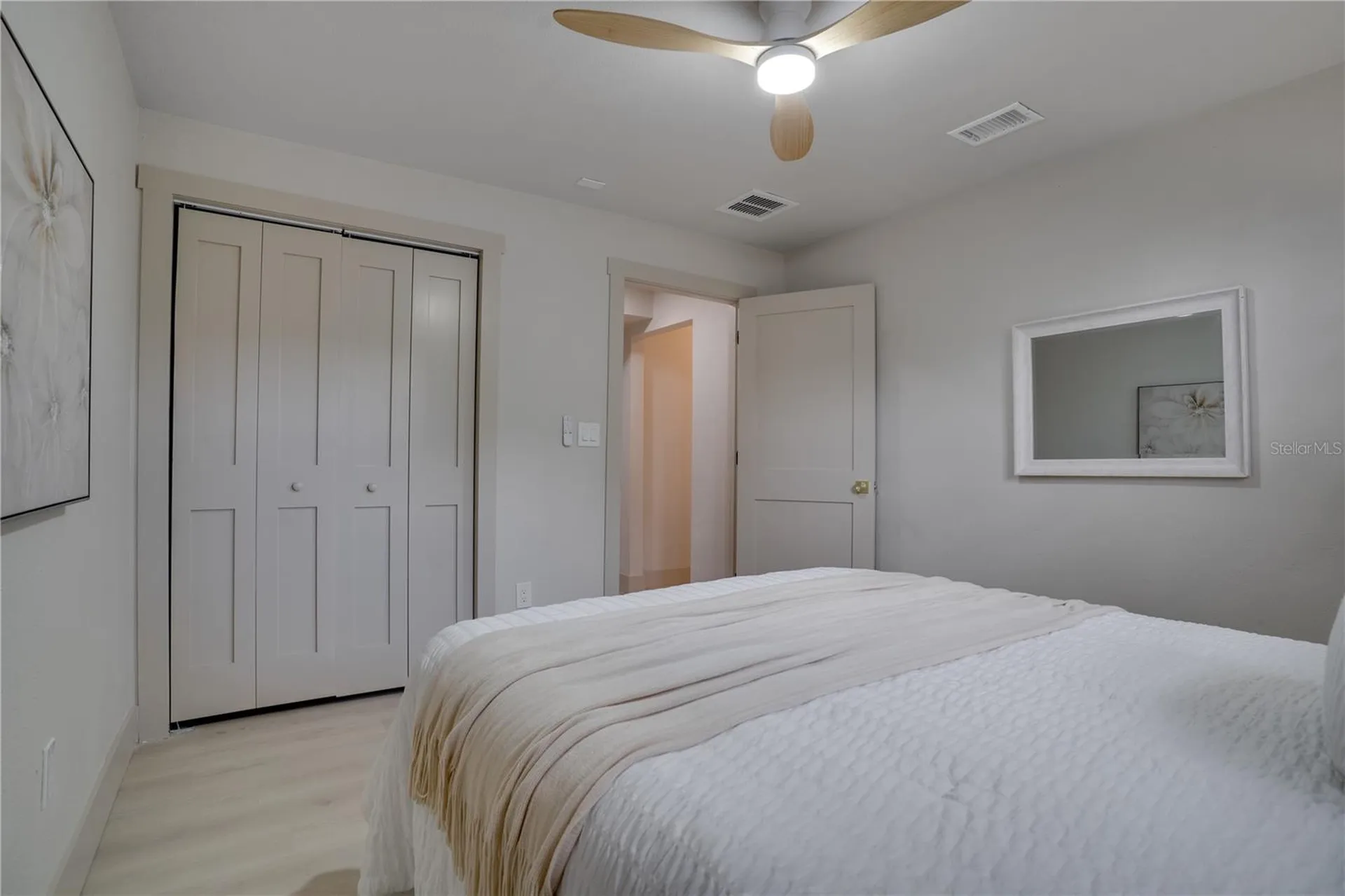 4566 28th Avenue N St Petersburg FL 33713