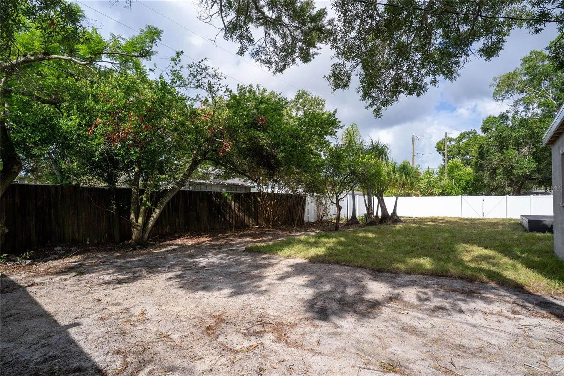 4566 28th Avenue N St Petersburg FL 33713